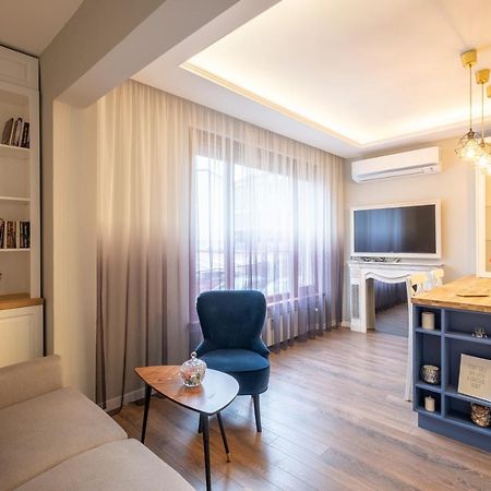 Designer & Cozy 2Bd Flat With A Parking In The City Center By Flat Mаnager صوفيا المظهر الخارجي الصورة