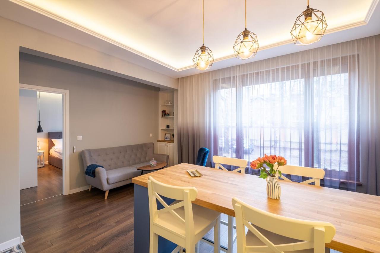 Designer & Cozy 2Bd Flat With A Parking In The City Center By Flat Mаnager صوفيا المظهر الخارجي الصورة