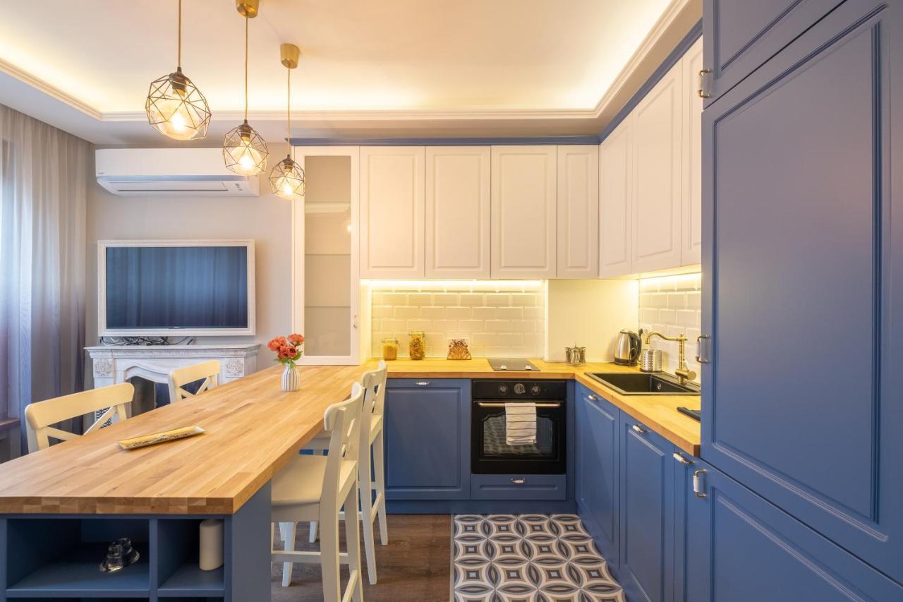 Designer & Cozy 2Bd Flat With A Parking In The City Center By Flat Mаnager صوفيا المظهر الخارجي الصورة