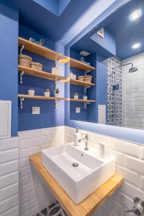 Designer & Cozy 2Bd Flat With A Parking In The City Center By Flat Mаnager صوفيا المظهر الخارجي الصورة